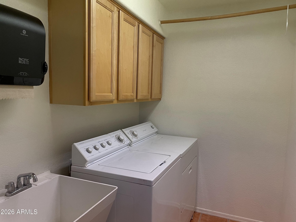 8376 W Melinda Lane - Photo 10