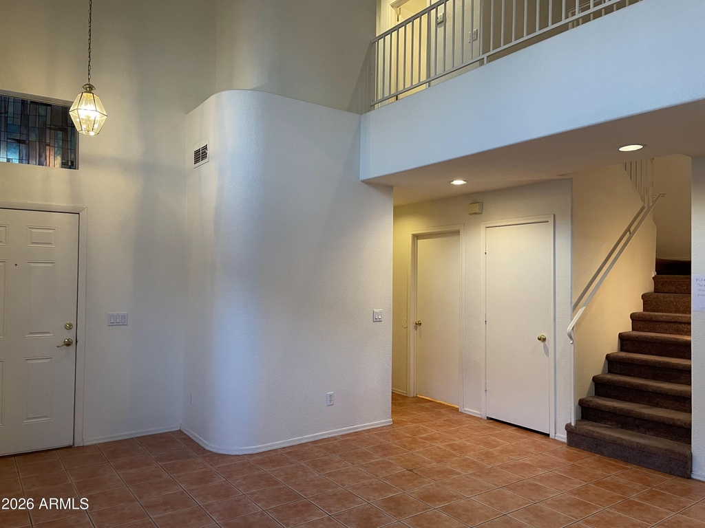 8376 W Melinda Lane - Photo 5