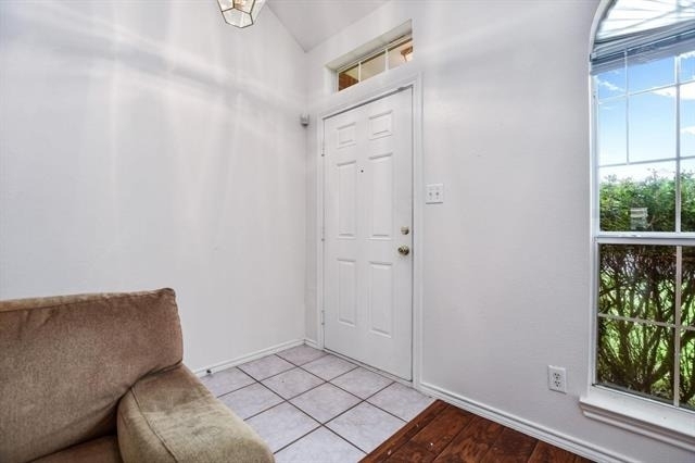 1209 Buehler Court - Photo 2
