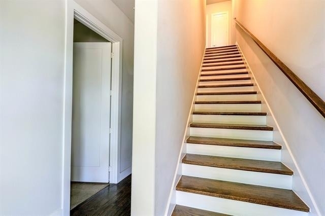 2514 Vintage Street - Photo 1