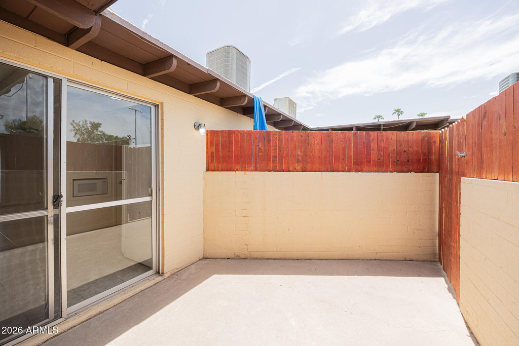 388 N Comanche Drive - Photo 17