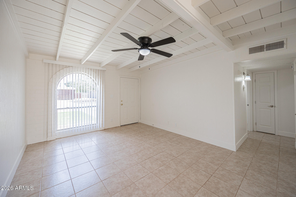 388 N Comanche Drive - Photo 4