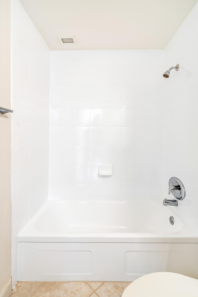 2895 Ne 32nd Street - Photo 12