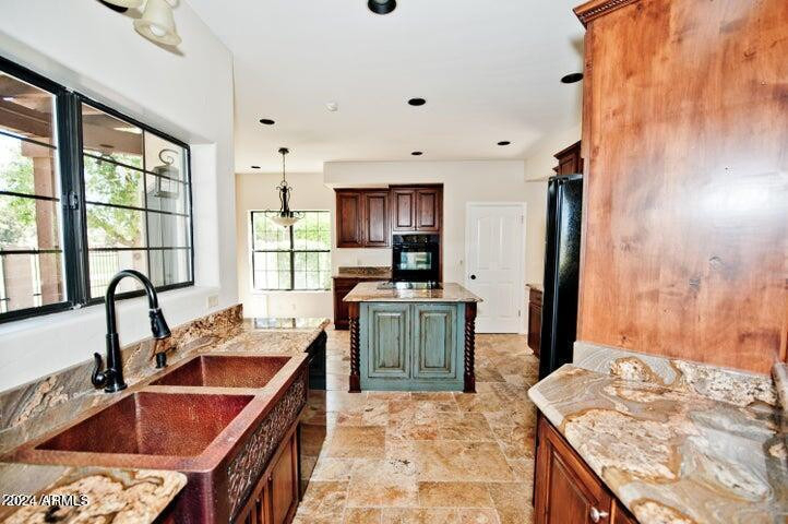 2322 S Rogers -- - Photo 4