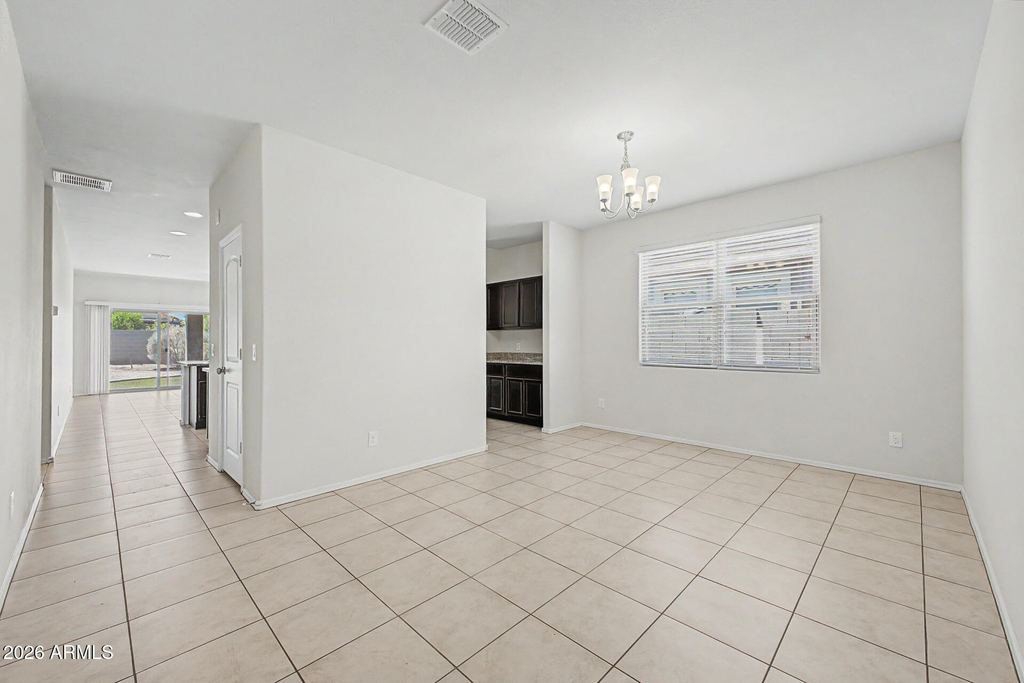 41917 W Manderas Lane - Photo 4