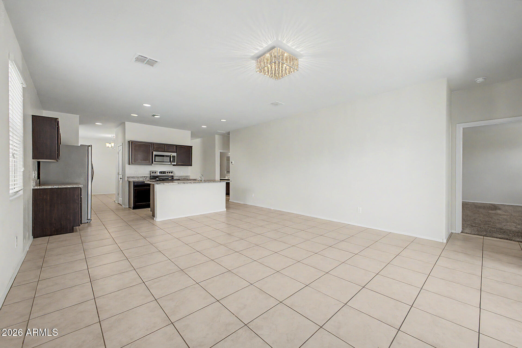 41917 W Manderas Lane - Photo 8