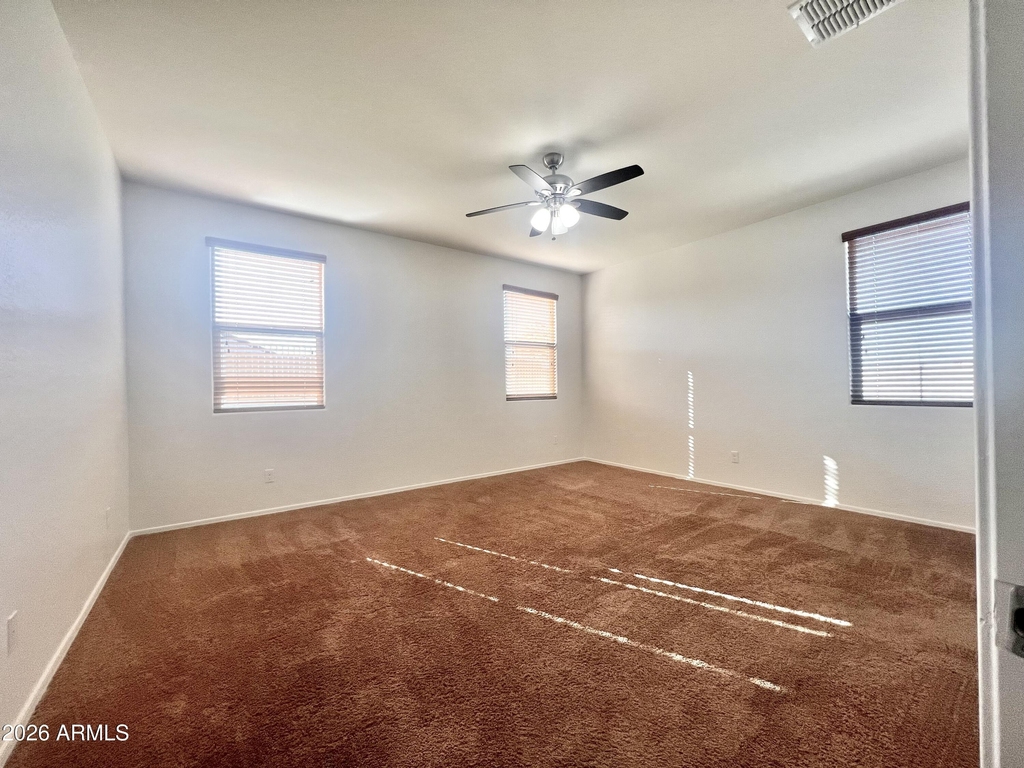 9437 W Jones Avenue - Photo 20