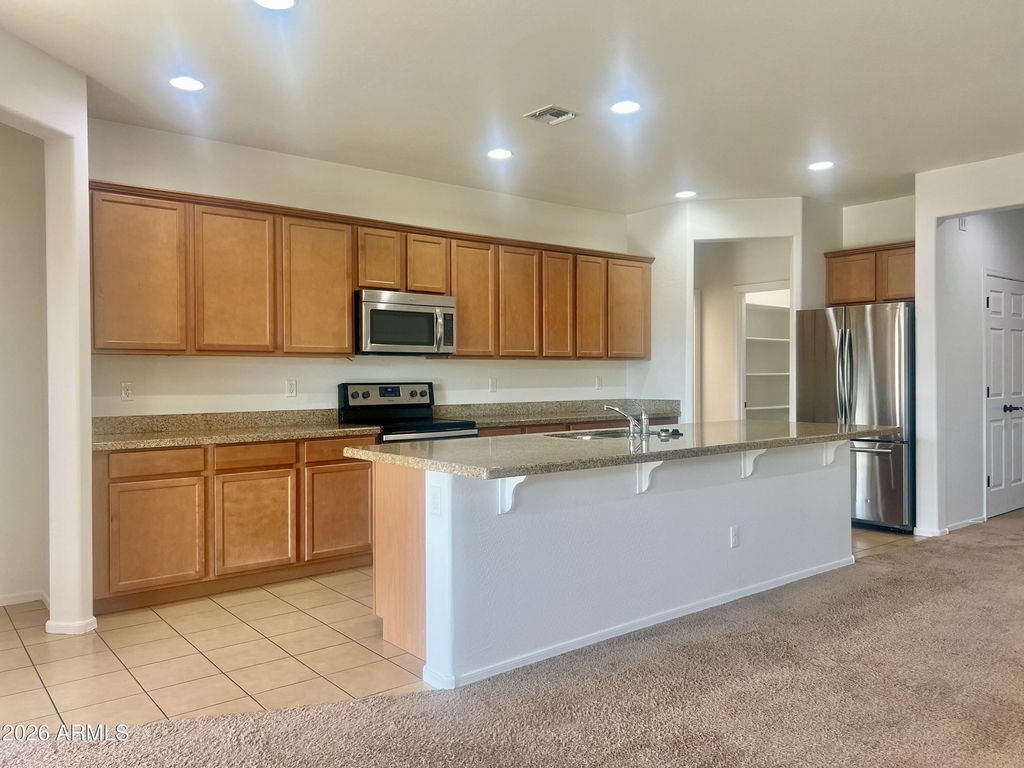 9437 W Jones Avenue - Photo 15