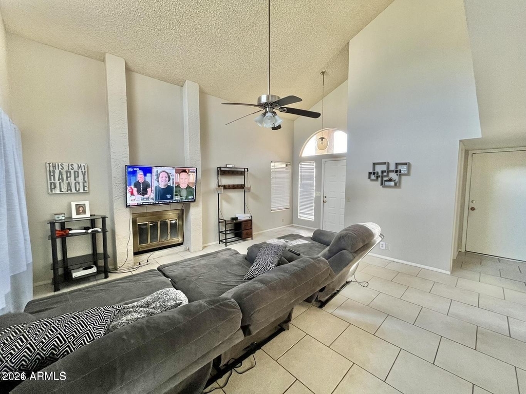 3946 W Camino Del Rio -- - Photo 8