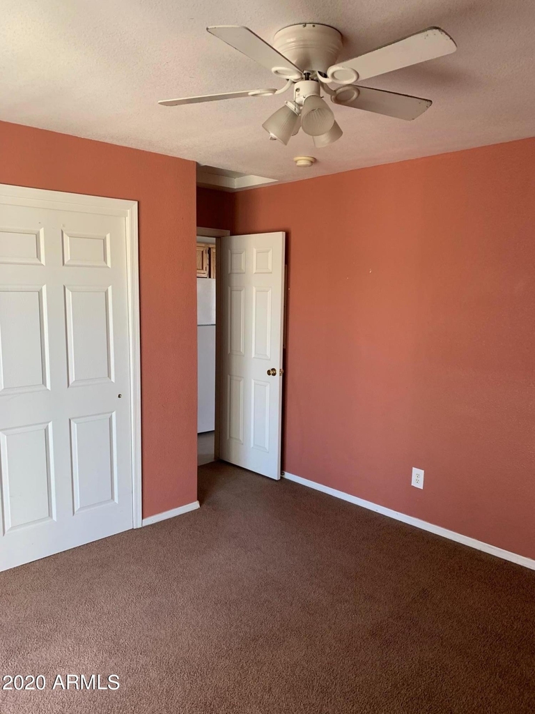 4015 N Montezuma Drive - Photo 5