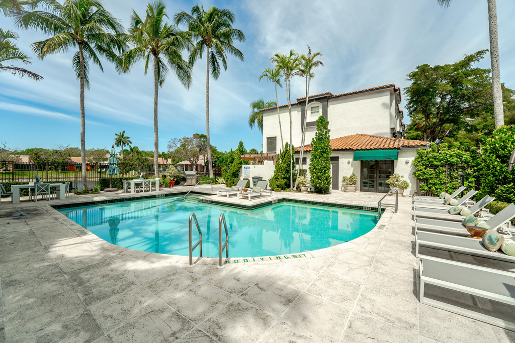 20889 Saint Andrews Boulevard - Photo 11
