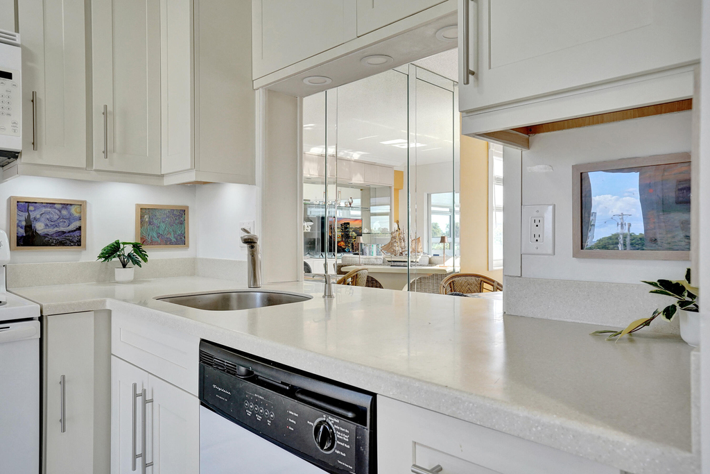 1481 S Ocean Boulevard - Photo 18
