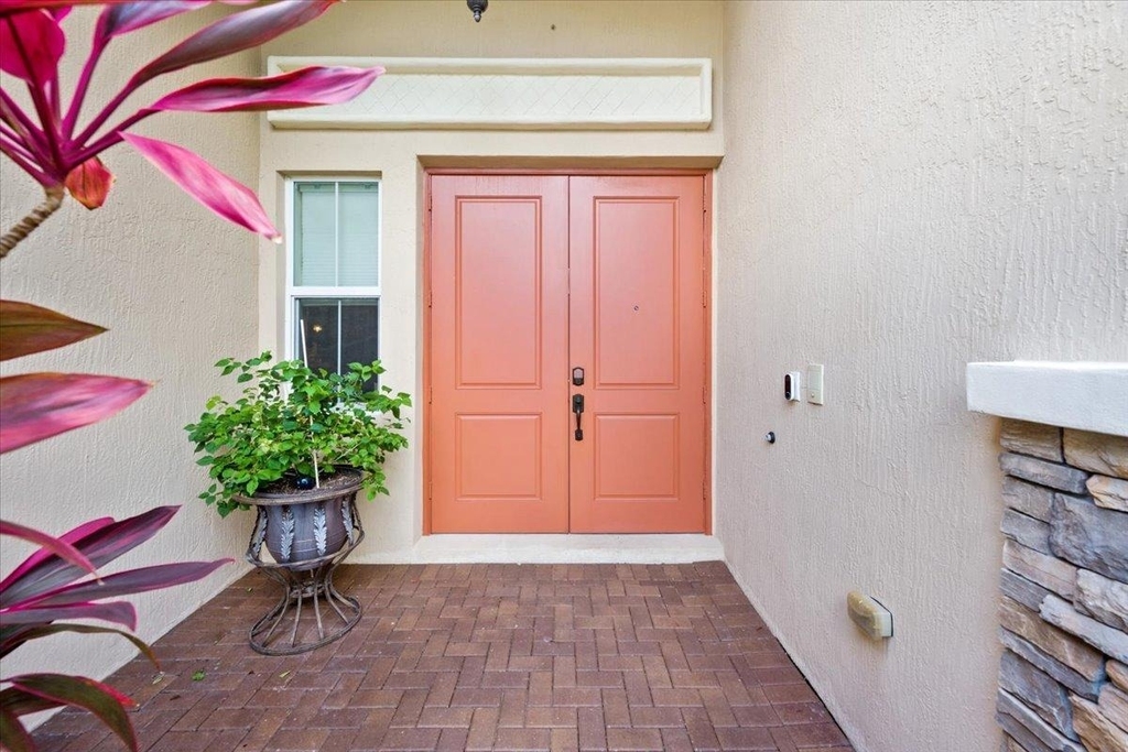 8152 Butler Greenwood Drive - Photo 2