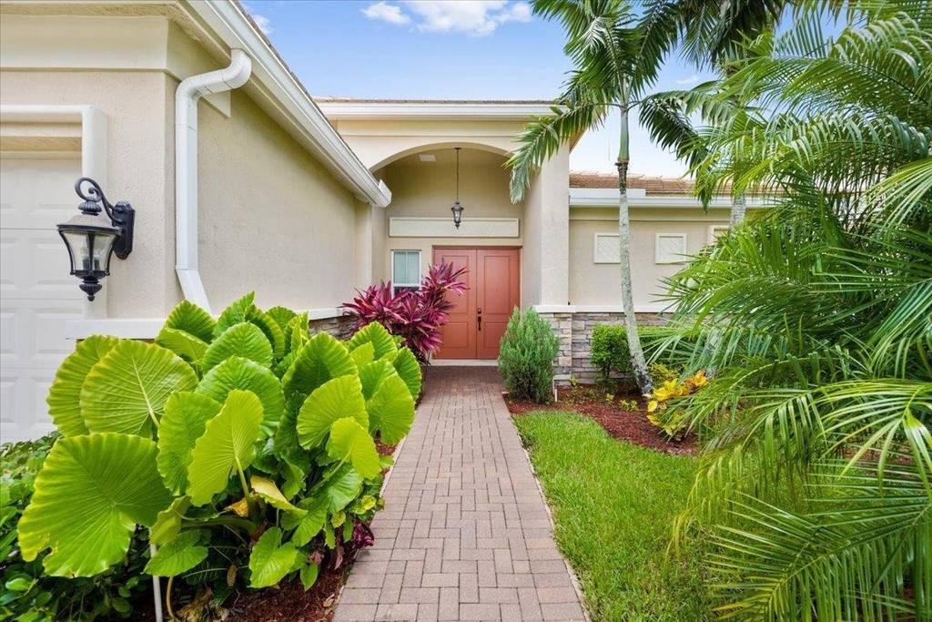 8152 Butler Greenwood Drive - Photo 1