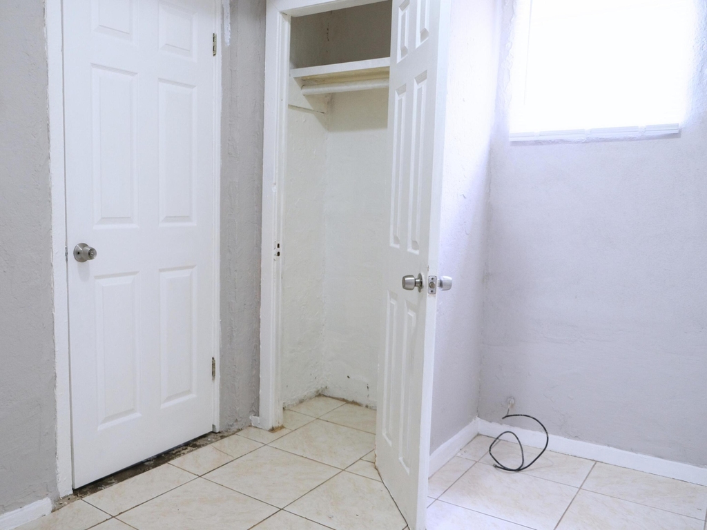 1104 22nd Street - Photo 10