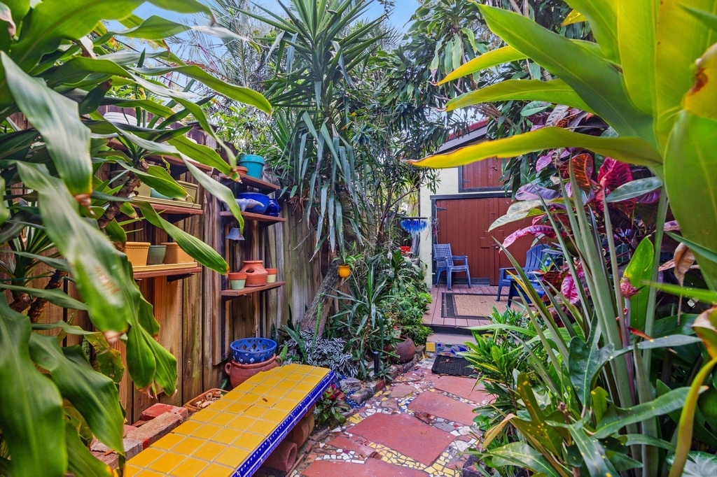 728 Palm Street - Photo 9