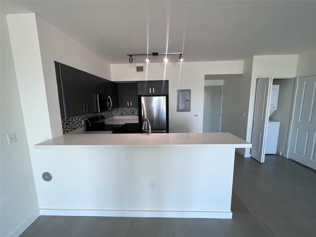 729 Nw 2 Street - Photo 1