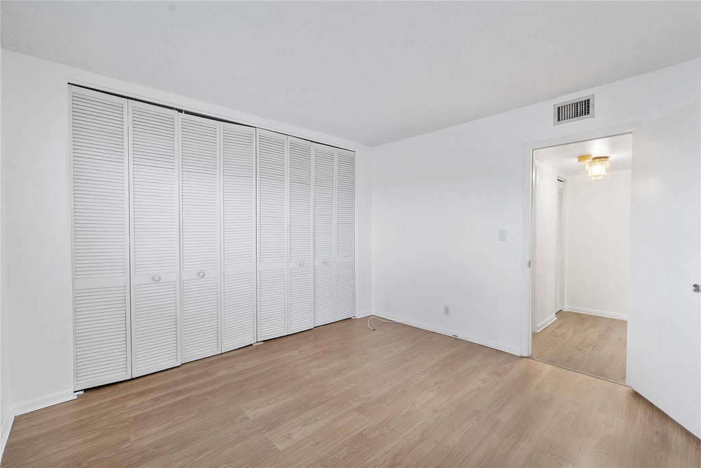 9101 W Sample Road - Photo 18