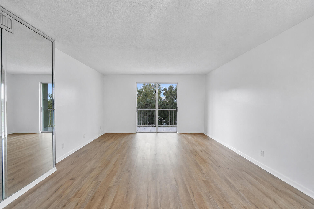 9101 W Sample Road - Photo 24