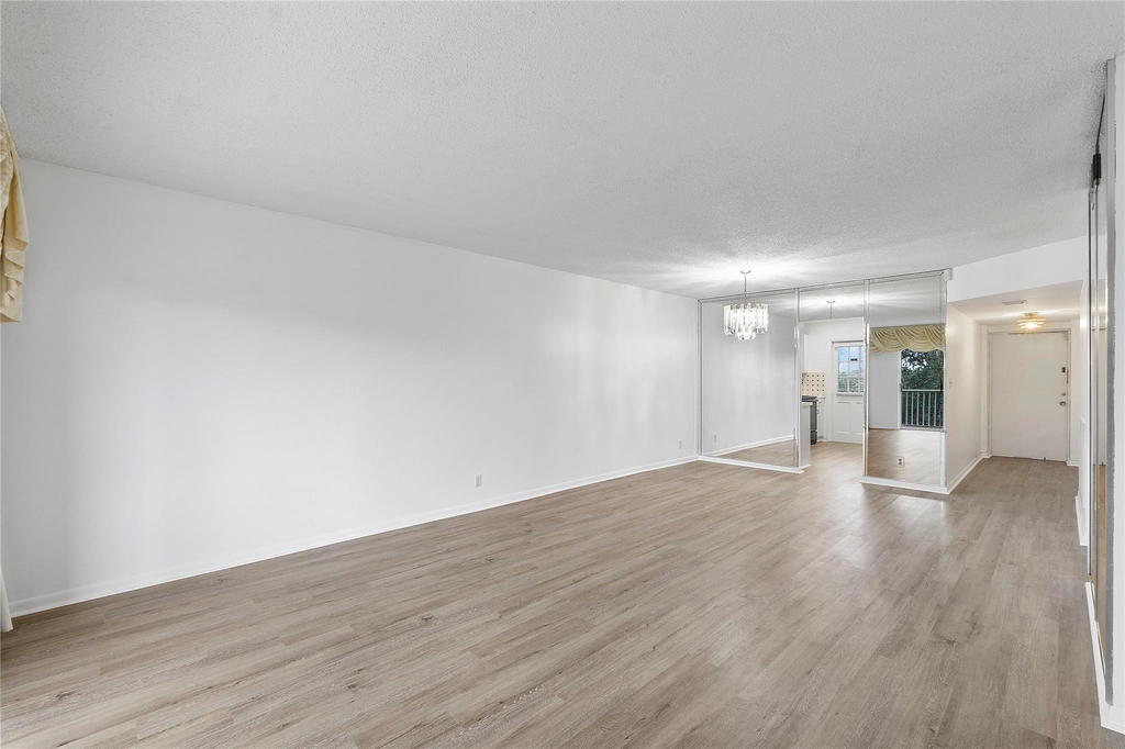 9101 W Sample Road - Photo 11