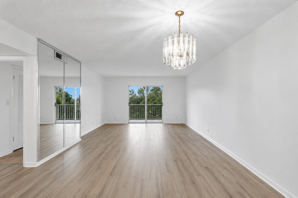 9101 W Sample Road - Photo 8