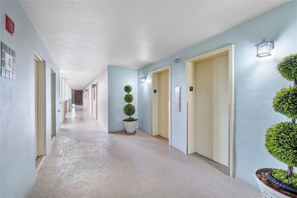 9101 W Sample Road - Photo 4