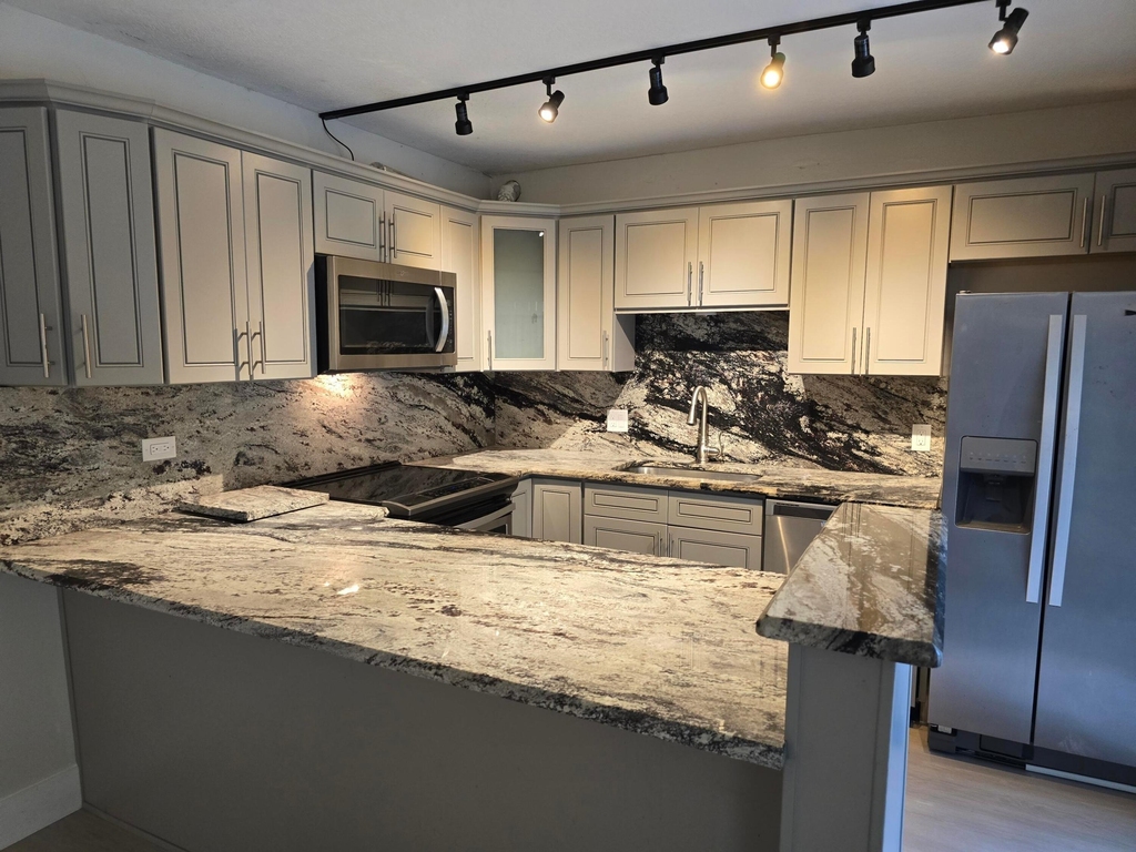 1480 Masters Circle - Photo 2