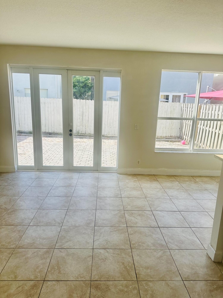 4147 Meade Way - Photo 12