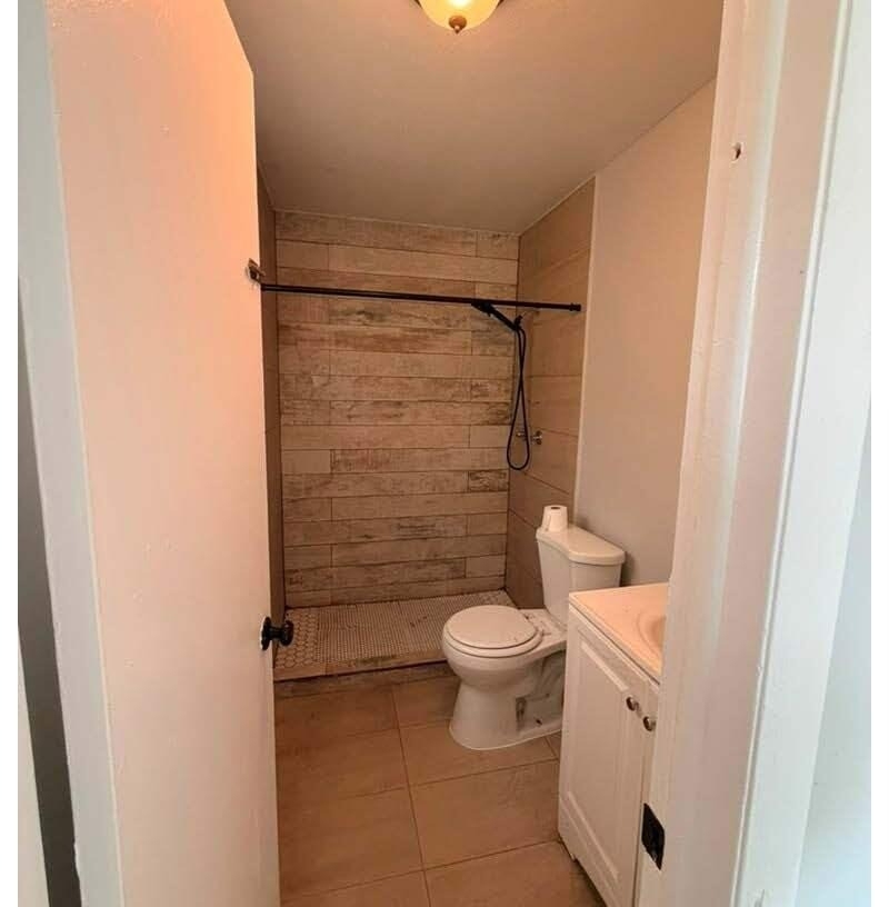 824 N G Street - Photo 3