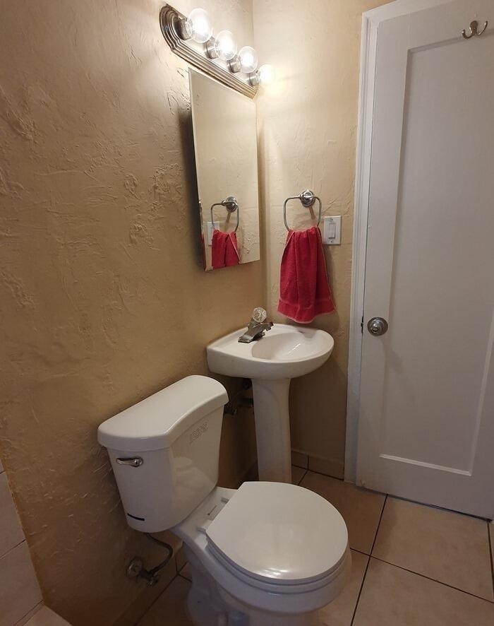 817 Ne 16th Terrace - Photo 3