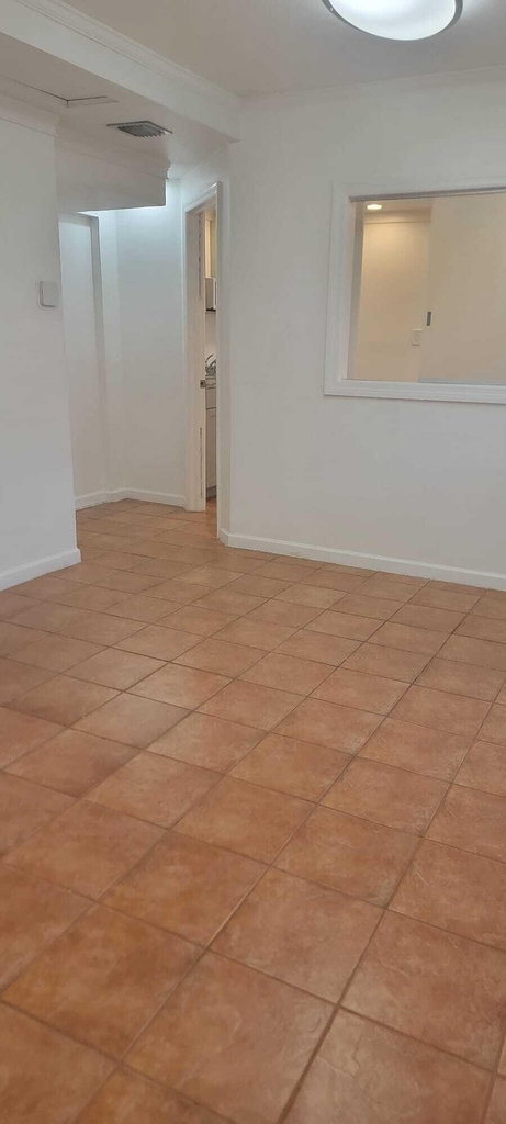 5937 Taft Street - Photo 2