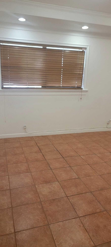 5937 Taft Street - Photo 7