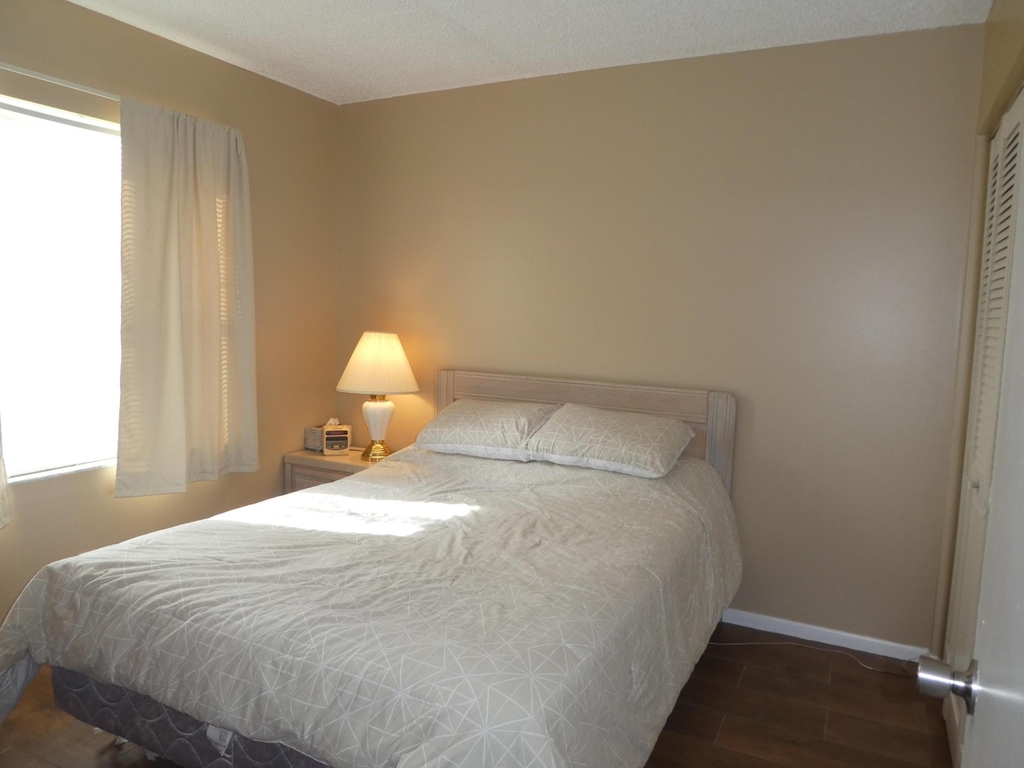 7209 Golf Colony Court - Photo 4
