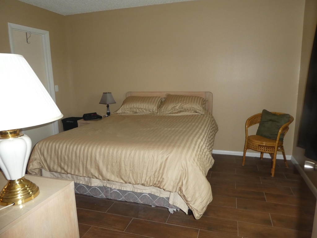 7209 Golf Colony Court - Photo 10