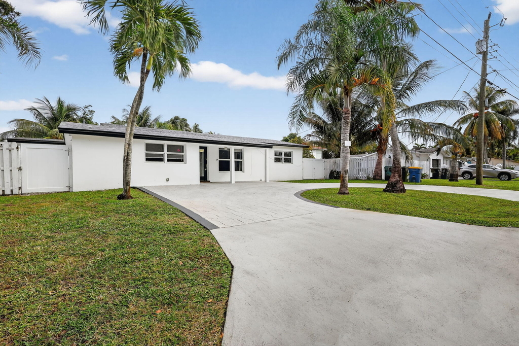 4540 Sw 28th Terrace - Photo 1
