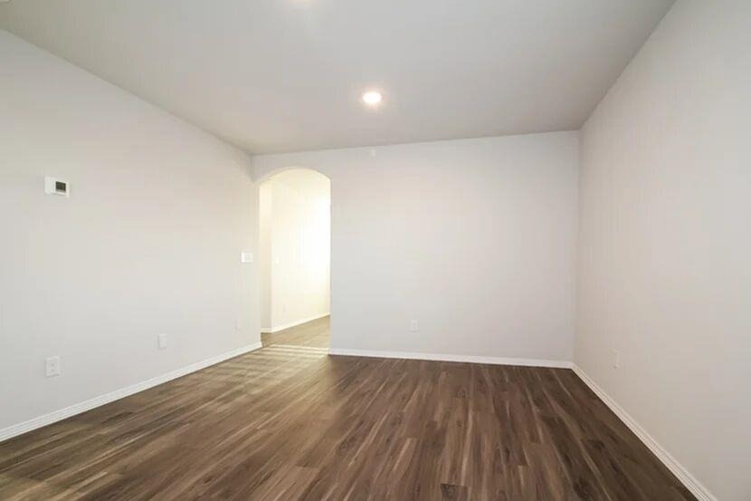 2001 Malus Way - Photo 14