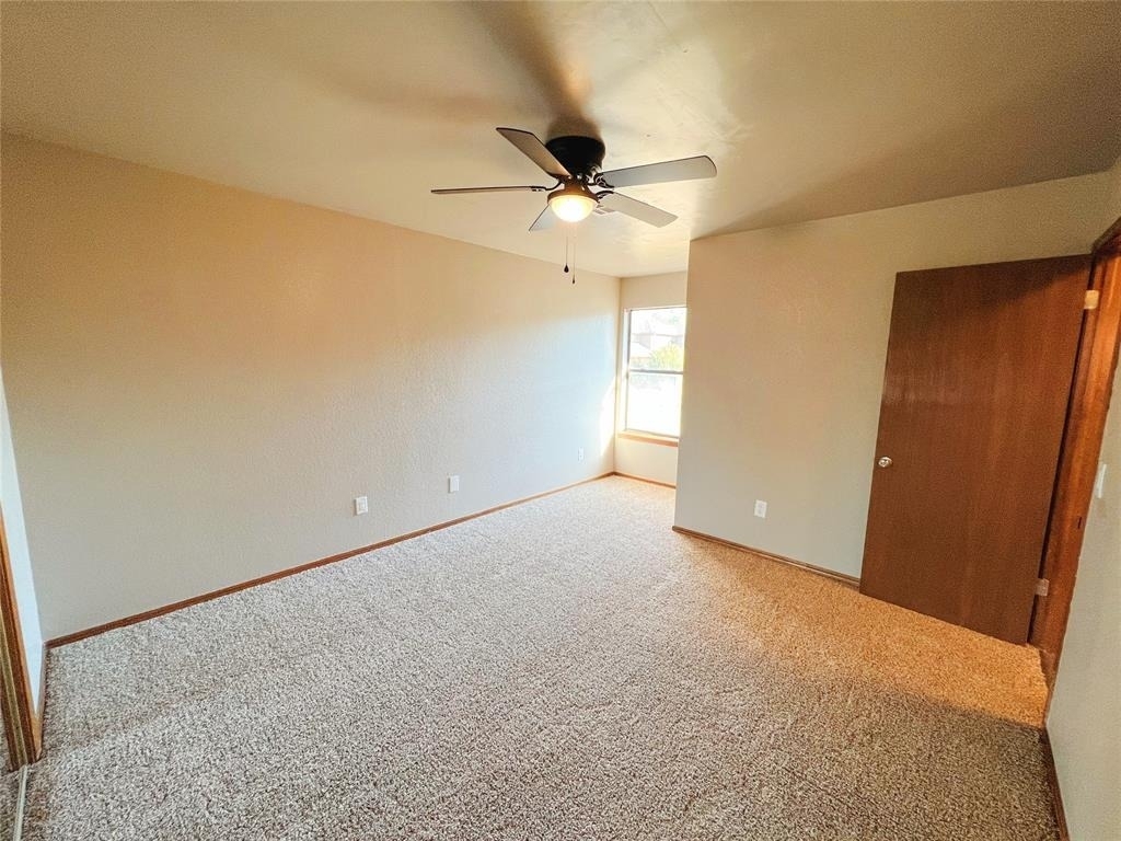 213 Woodbridge Circle - Photo 18