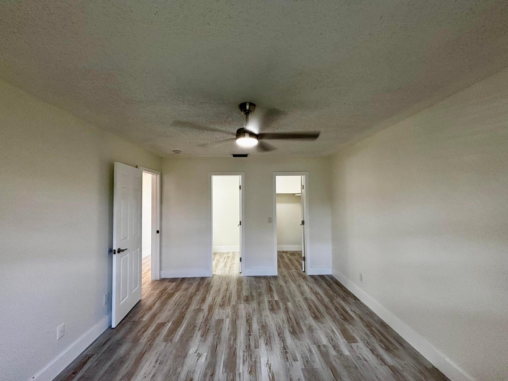 11003 Ridge Avenue - Photo 11
