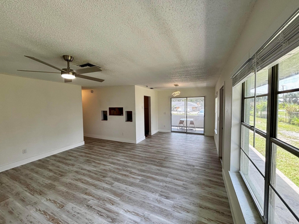 11003 Ridge Avenue - Photo 4