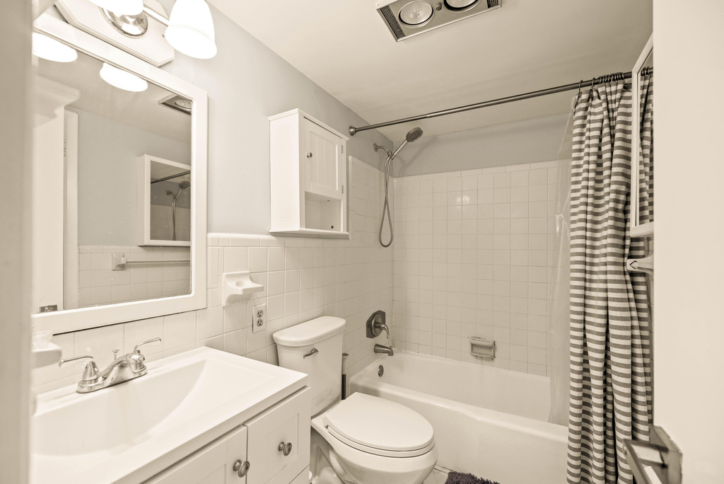 1900 Ne 8th Court - Photo 14