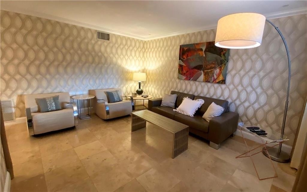 600 Ne 7th Avenue - Photo 1