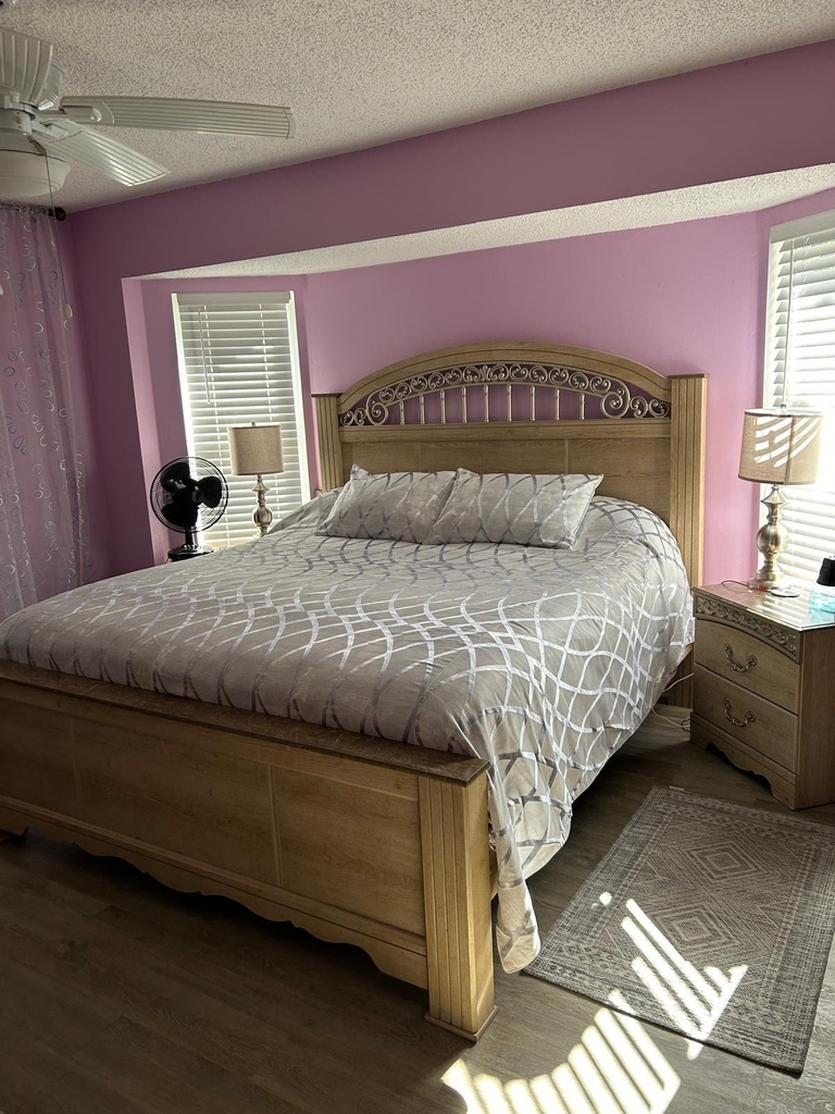 102 Sw Glenwood Drive - Photo 2