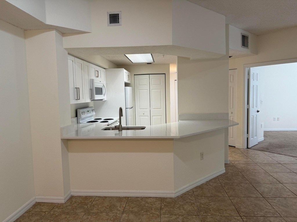 3020 Alcazar Place - Photo 8