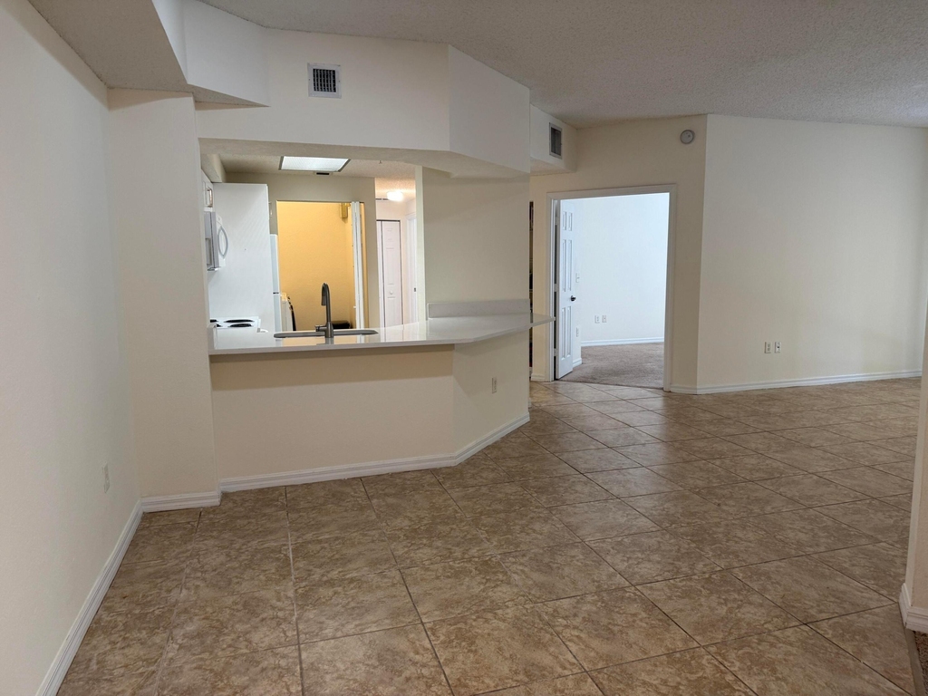 3020 Alcazar Place - Photo 9