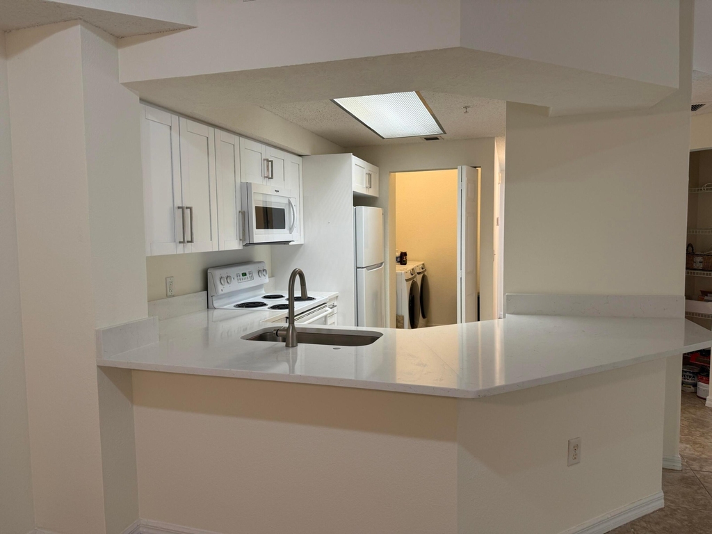 3020 Alcazar Place - Photo 1