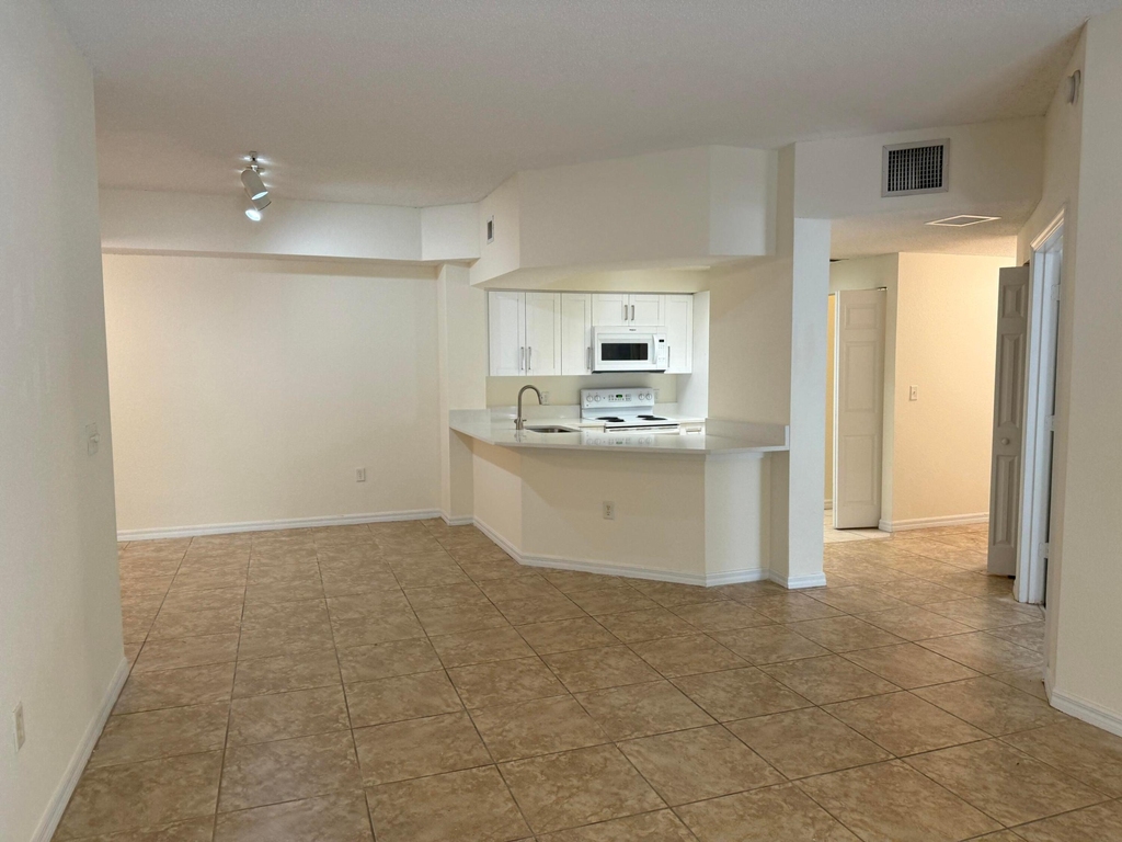 3020 Alcazar Place - Photo 6