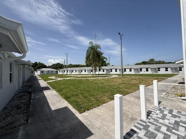 4393 Windsor Avenue - Photo 21