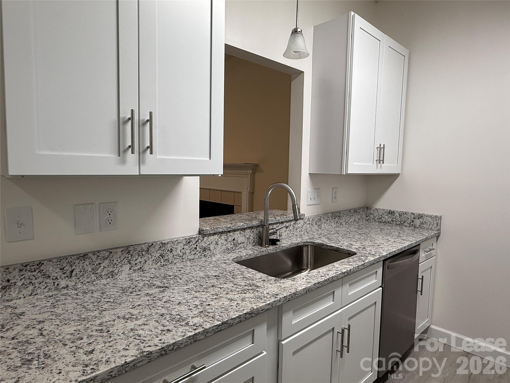 404 Kingville Drive - Photo 5