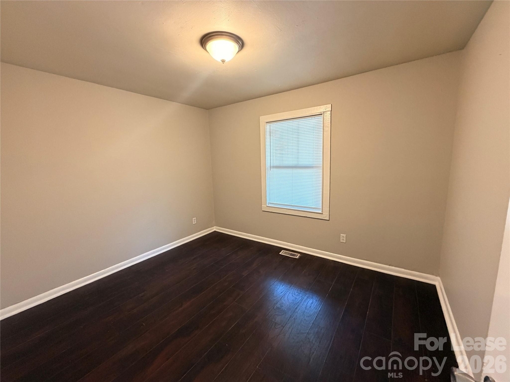 825 Rodey Avenue - Photo 4