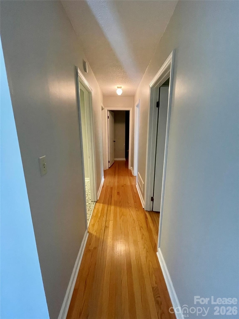 402 L Street E - Photo 7